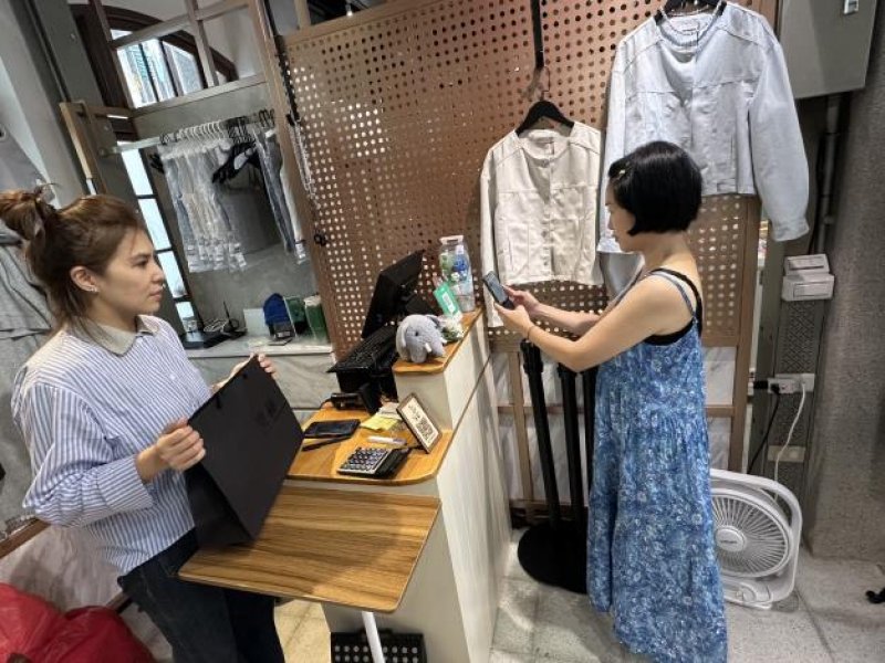 免帶現金逛西市場 年底前用LINE Pay天天九折等你來