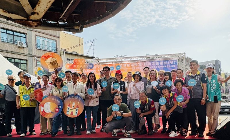 哈瑪星雙十傳愛商圈Go購　港濱祭熱鬧登場凝聚社區愛心