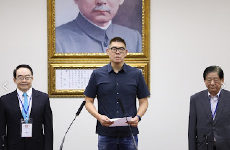 鄭麗文以過半得票率當選國民黨主席　郝龍斌居次、羅智強第三