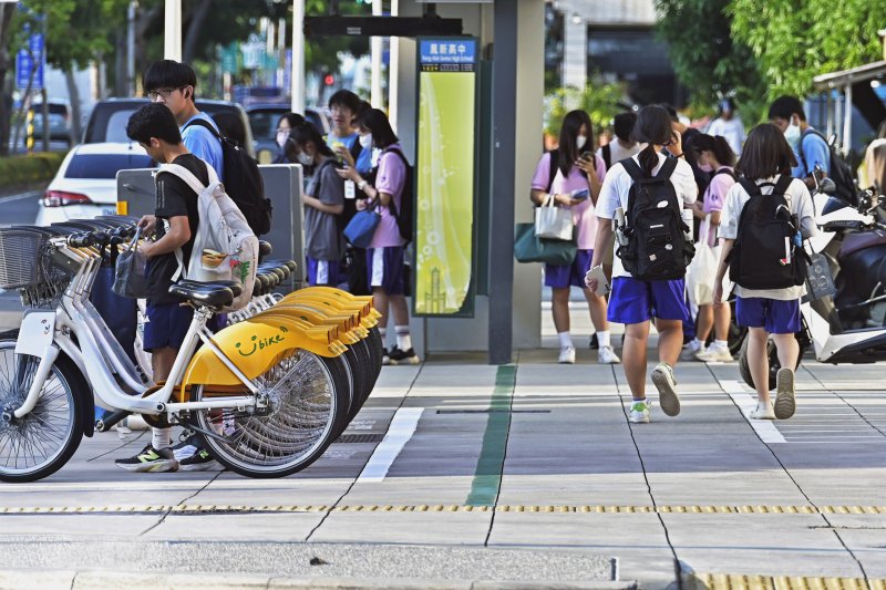南京路步道改造全段完成 漫步衛武營新動線