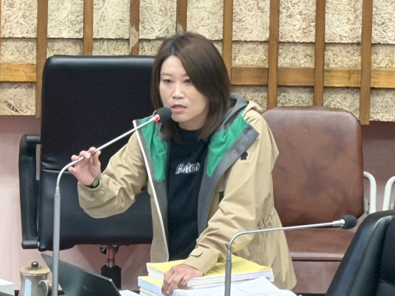 高市總預算交付 國民黨團成功爭取環境專案報告  總召黃香菽：捍衛市民知情權 官員應謙卑面對監