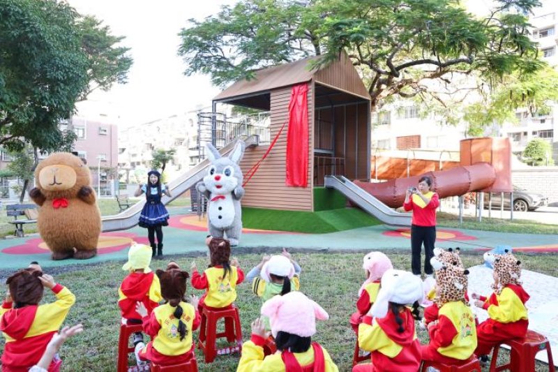 南市北區再添兩座特色遊戲場 