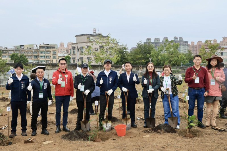 攜手日月光，高雄種下六千棵希望樹苗：打造城市與自然的綠色連結