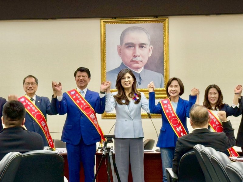 國民黨中常會拍板2026首波縣市長提名　徵召謝龍介、柯志恩、蘇清泉、吳秀華　鄭麗文邀王金平任最高顧問