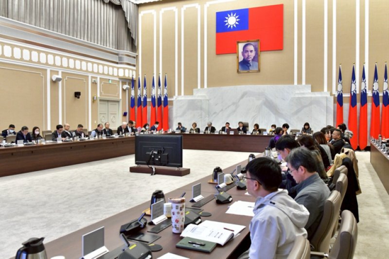 超高齡社會來臨！長照3.0關鍵戰役：如何穩定人力、完善培訓制度？