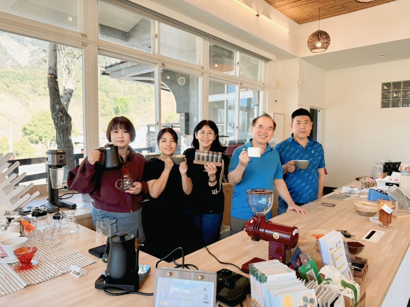 南橫寶來新亮點！ 飛夢林咖啡館試營運，青年返鄉、咖啡培力與地方創生交織的山城新據點