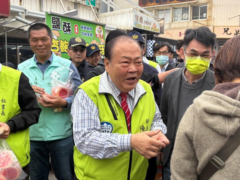 澎湖縣長陳光復春節活動失足受傷　「關鍵13分鐘」搶救恢復心跳　轉送高雄榮總手術仍在危險期