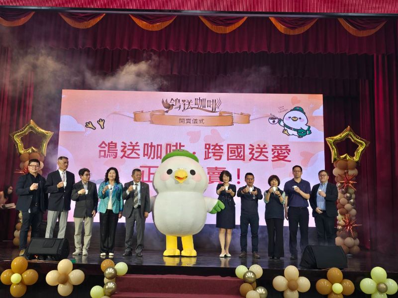 全體大合照 圖/李熊熊攝 全體大合照 圖/李熊熊攝