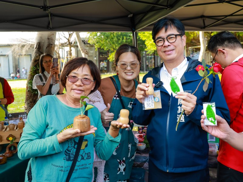 迎接38婦女節讓高雄更美麗 4月起孕婦產檢乘車補助加碼至36次最高9,000元