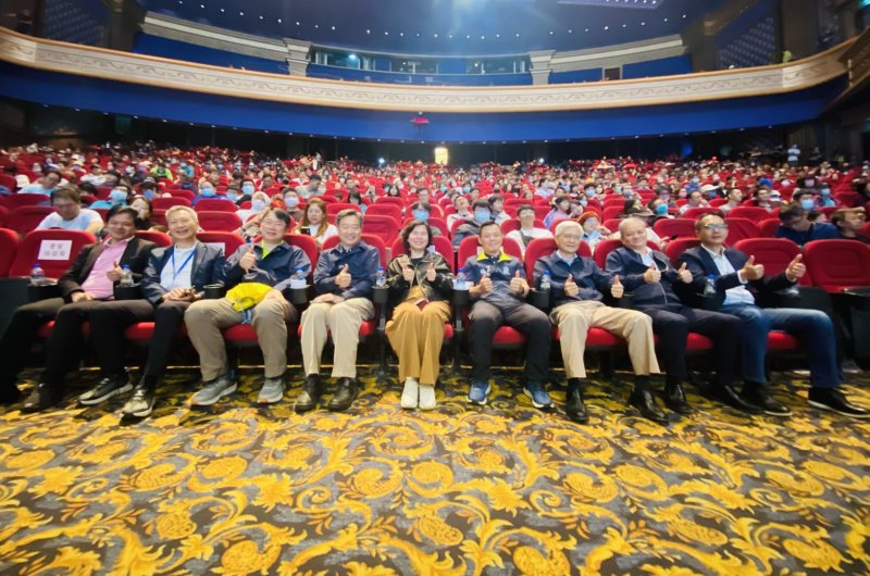 企業家庭日市場升溫 義大遊樂世界迎中鋼親子日　3,000人共度白色情人節