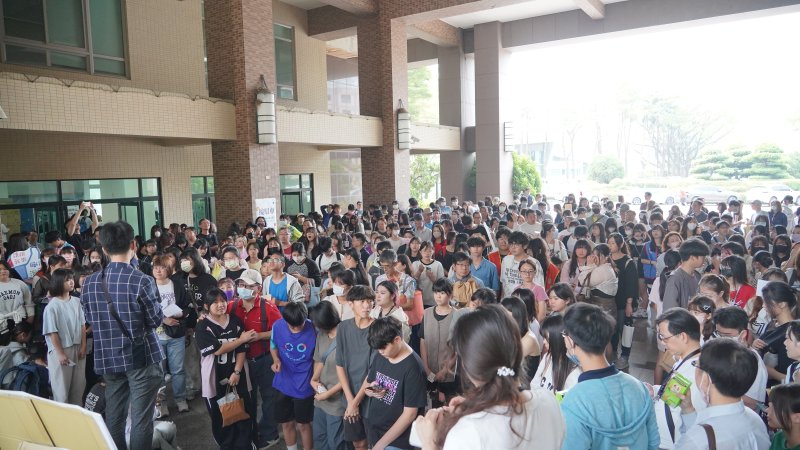 樹人醫專校園開放日爆滿！送藍牙耳機抽iPad　羽球賽45校239人同場競技   