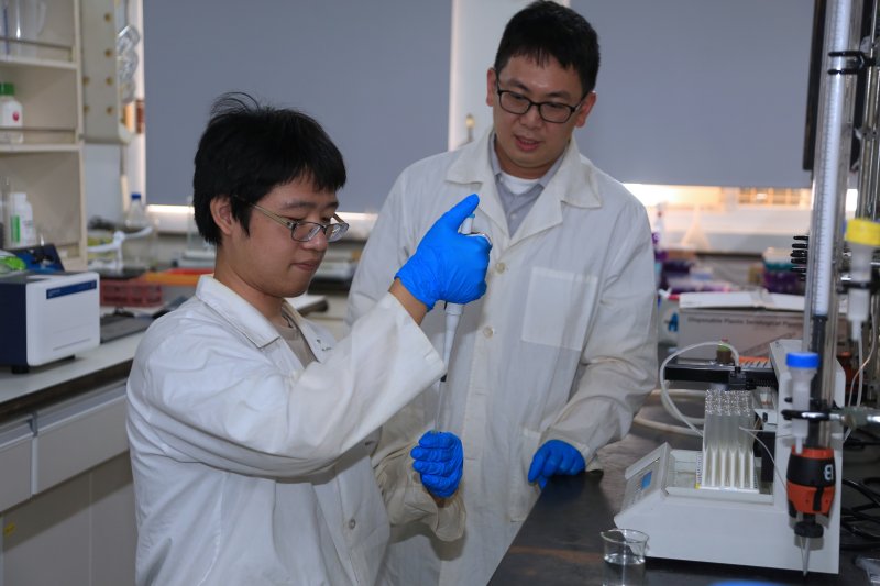中山大學突破新療法  破解超級細菌「防彈衣」密碼