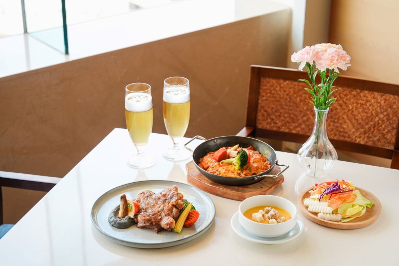 與媽咪相約和逸飯店·高雄中山館 開啟「夏日煥采假期」美麗旅程、共享母親節高空饗宴