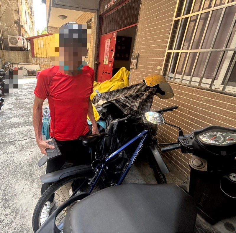 貪偷萬元鐵馬妄想全身而退？前鎮警調監視器一路追人　賊星該敗當街現形落網