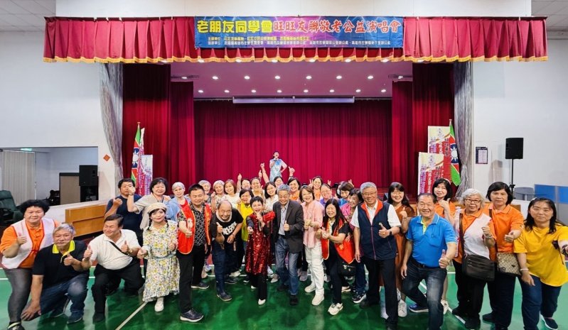 經典金曲傳愛暖人心 救國團高雄市團委會攜手旺旺友聯舉辦公益演唱會