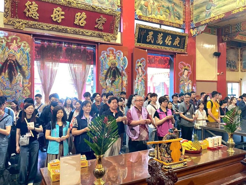 為你搭起友誼的橋樑 路竹天后宮攜手戶政為單身男女牽紅線