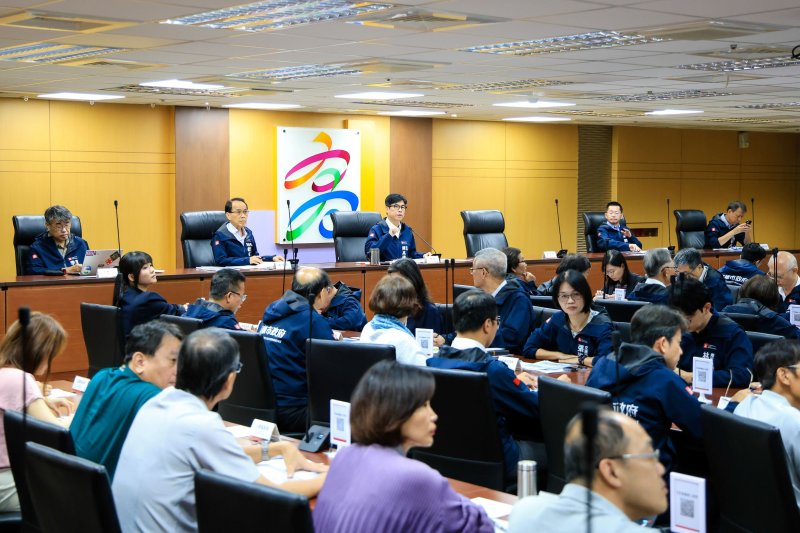 守護市民安全 陳其邁主持市政會議指示防颱防詐防毒防疫行動