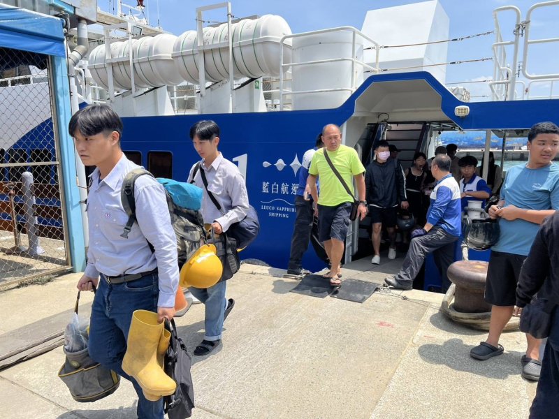 強颱巴威來襲! 台電屏東區處啟動防災應變 搶修人力機具全面待命