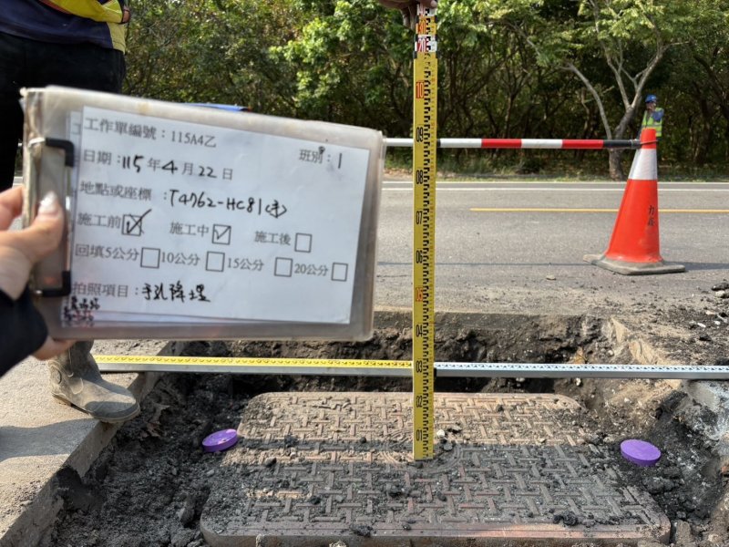 孔蓋減量行車更平順屏縣近3年改善逾800處人孔蓋 新建道路全面導入降埋設計