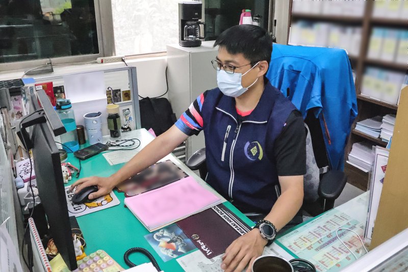 屏東無照男酒駕致人受傷遭裁罰  拖欠不繳罰鍰，遭扣薪後速繳清