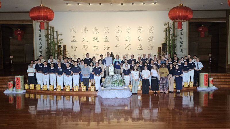 貝蒙論壇國際專家走訪臺南災區 見證慈濟企業共善與茹素韌性