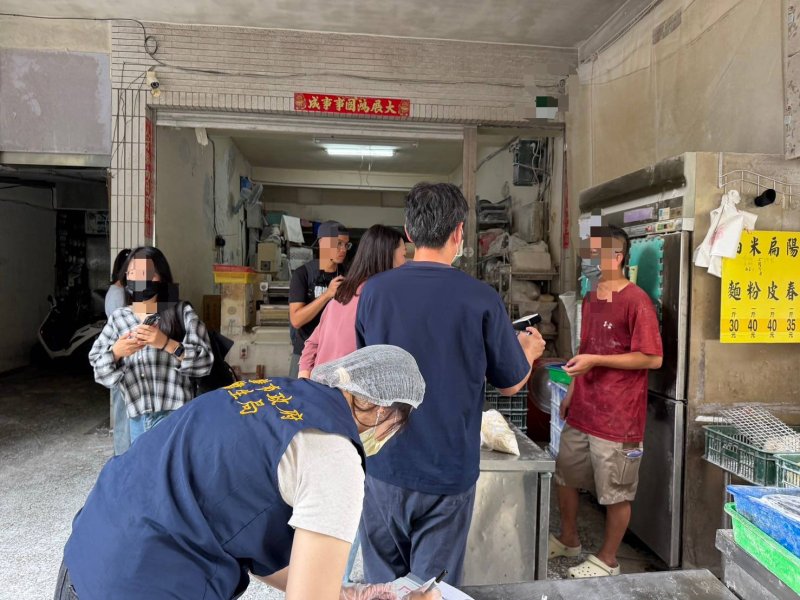 台灣消保協會查出麵製品含「不得檢出」防腐劑  衛生局立即查驗並擴大稽查