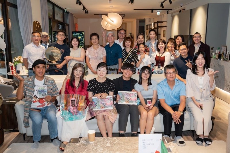 蛻變！《魯冰花》張瑞竹跨界國際畫壇　「說說畫Art Studio」台灣獨家呈現靈性藝術光采
