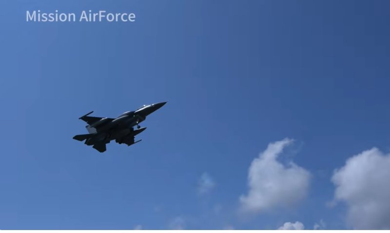 首批美製F-16V Block 70戰機飛抵台東 睽違近30年空軍再迎全新空防戰力