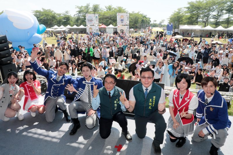 幸福嘉年華熱鬧登場 黃偉哲連兩日與市民同歡「青春舞林」