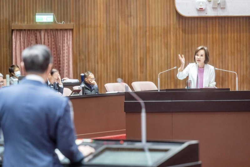 兒少染毒與再犯率雙飆升！柯志恩總質詢批政府反毒失能 毒品、霸凌與校事會議已成「校園三害」