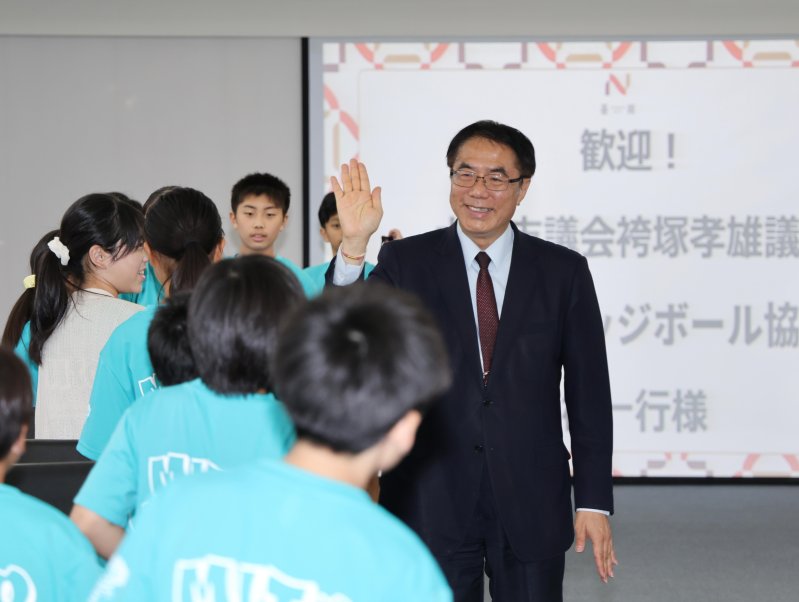 水戶市躲避球小將訪臺南　袴塚孝雄議長拜會黃偉哲續寫友誼佳話