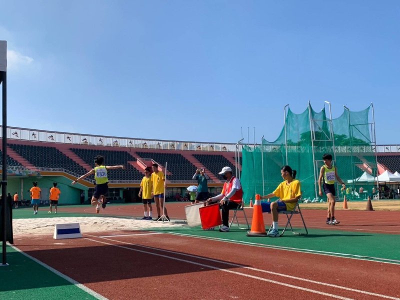 田徑健兒競逐榮耀！115年臺南市中小學田徑錦標賽熱血開賽