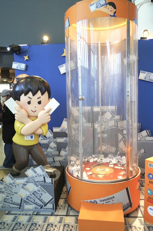 屏東海洋休閒再升級！看海美術館展覽倒數　遊艇浮動碼頭一期完工迎接新體驗