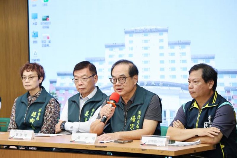 台南市政府上午召開記者會 台南市政府上午召開記者會