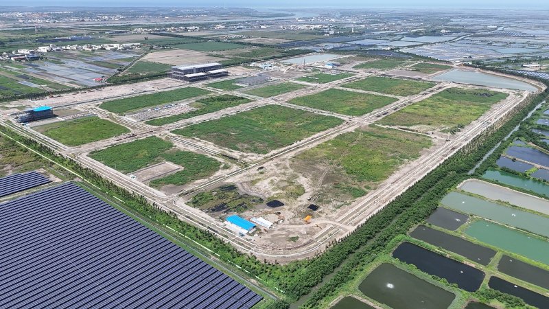 七股科工區刻正進行第7次土地標售與第2次土地標租，為企業提供彈性投資選擇