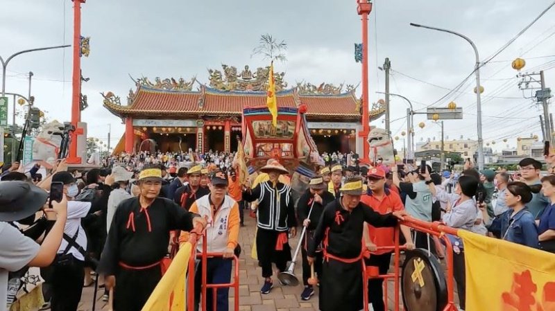 「南洲迎王平安祭典，獲登錄為民俗，並認定「溪洲代天府」為保存團體