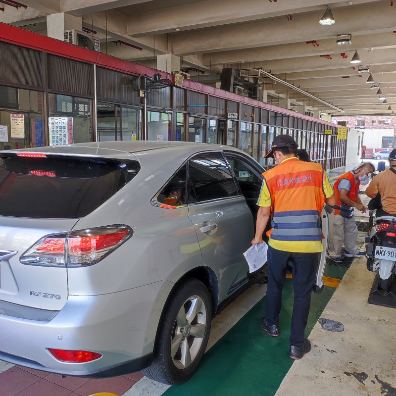 小型車檢驗 小型車檢驗