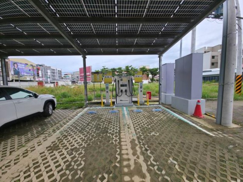 佳里區安西路路外停車場