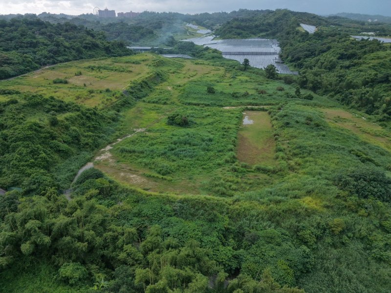 市府發現後即要求水土保持義務人限期辦理改善,並非所謂「瞬間豬羊變色」。 市府發現後即要求水土保持義務人限期辦理改善,並非所謂「瞬間豬羊變色」。