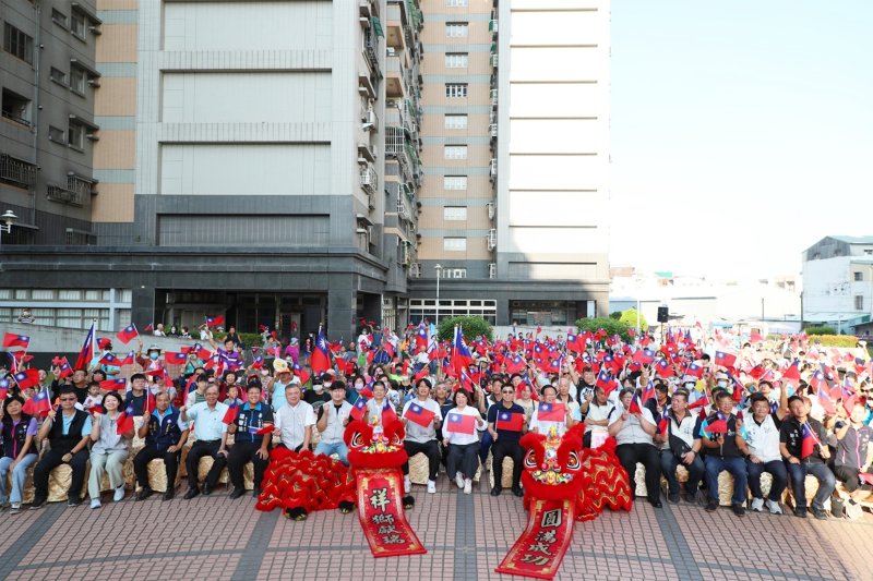 黃敏惠市長指出，臺灣在經濟、民主與科技等領域的發展成果，來自一代代人的努力與累積