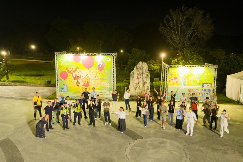 黃敏惠市長特別於昨日晚間閉幕後來到現場,感謝市府及協勤團隊的合作與辛勞 黃敏惠市長特別於昨日晚間閉幕後來到現場,感謝市府及協勤團隊的合作與辛勞