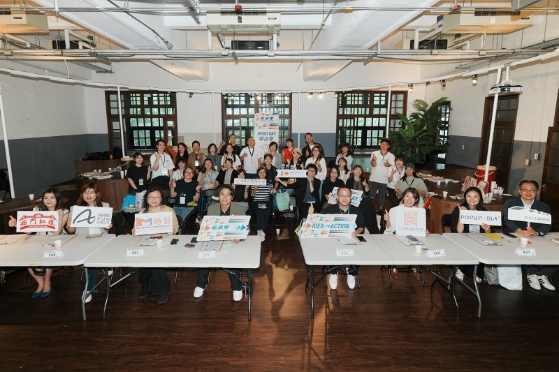 Demo Day現場大合照 Demo Day現場大合照