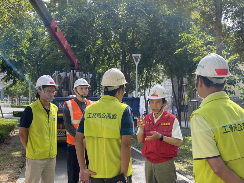 林欽榮副市長今（23）日上午前往鳳山綠園道