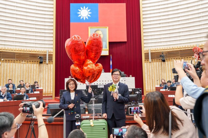 陳其邁受訪時談及六年市長任期即將告一段落，表達不捨之意