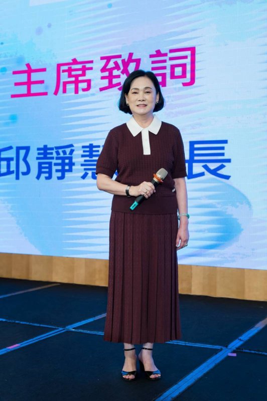 邱靜慧會長表示，公益服務不只是金錢上的捐助，更重要的是親自走進機構、了解需求