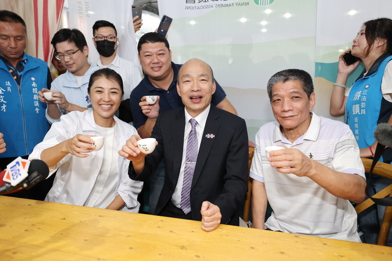 南投茶博千人茶會　許淑華縣長與韓國瑜院長共品好茶