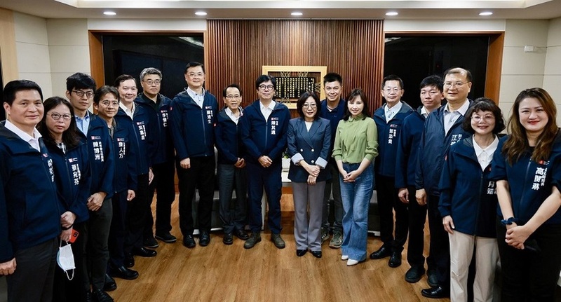 市長陳其邁與議長康裕成共同關注市政議題，台積電高雄廠再擴建計畫進行中