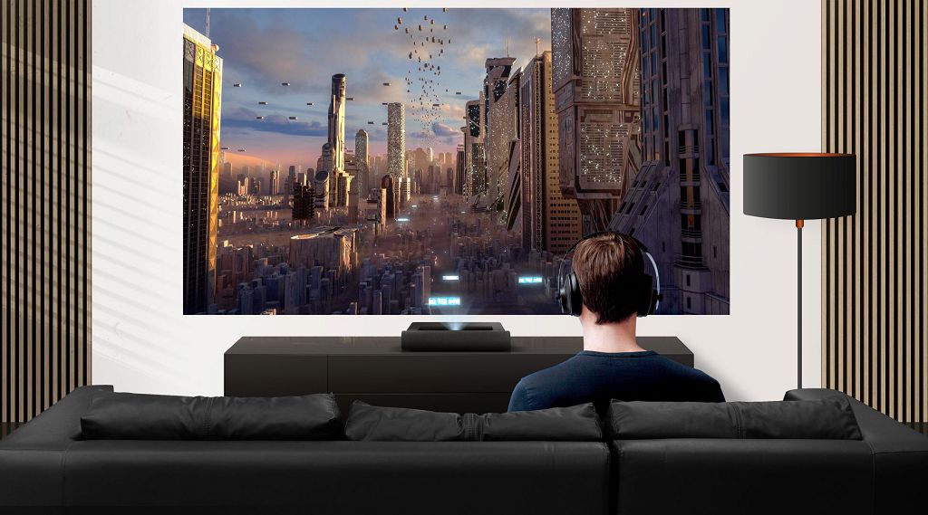 超強投影機客廳秒變家庭劇院　ViewSonic 發表最新 4K 超短焦雷射電視