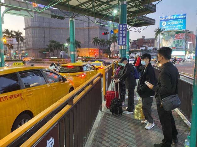 臺南市112年計程車運價春節加成，自1月19日起至1月29日止一律按原運價再加收50元！