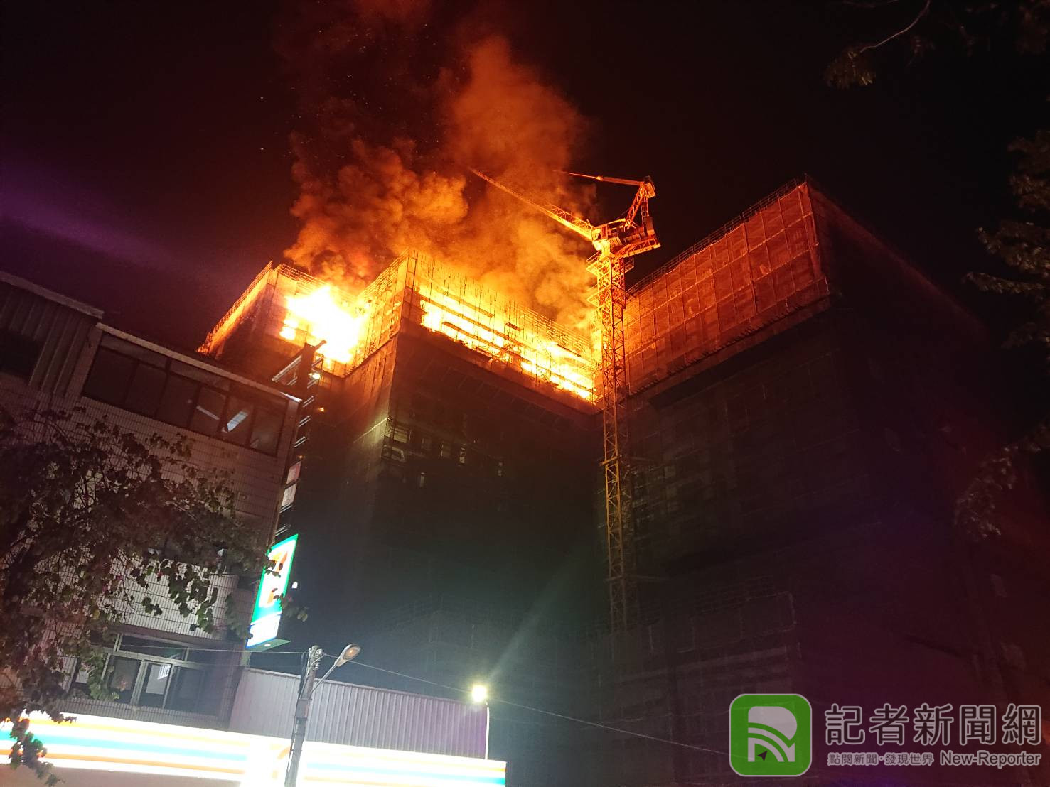 台中市半夜大樓火警 幸無人受傷